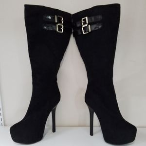Scene Weaver Black Boot w/5" Heel